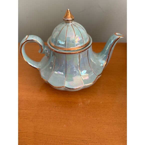 Vintage Iridescent Glossy Teapot With Gold Accents & Lid GIFT - Picture 2 of 8
